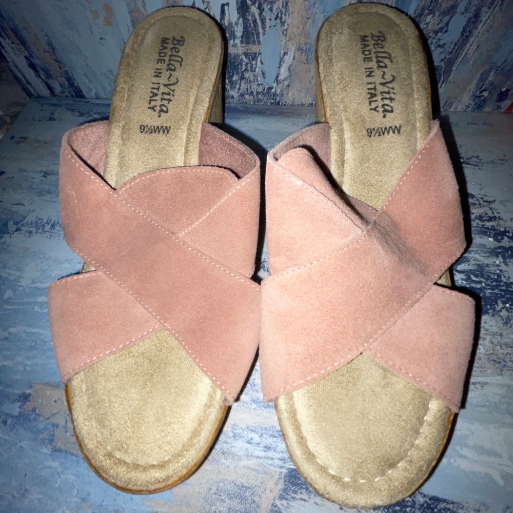 Suede sandals